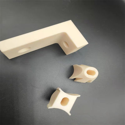 CNC het Machinaal bewerken Aangepaste de Plaat van het het Aluminiumoxyde van de Centrum Hoge Precisie