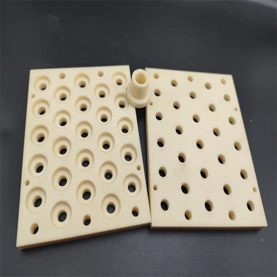 CNC die Alumina Ceramische Plaat met Met hoge weerstand machinaal bewerken
