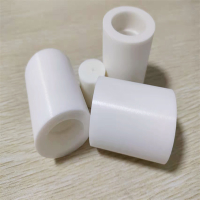 De Slijtageweerstand van zirconiumdioxyde Ceramische Buizen voor het Mengapparaatrol van de Balmolen