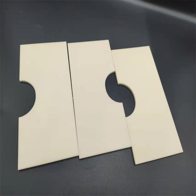 Weerstandsalumina Ceramische Schijf Vlotte Oppervlakte op hoge temperatuur