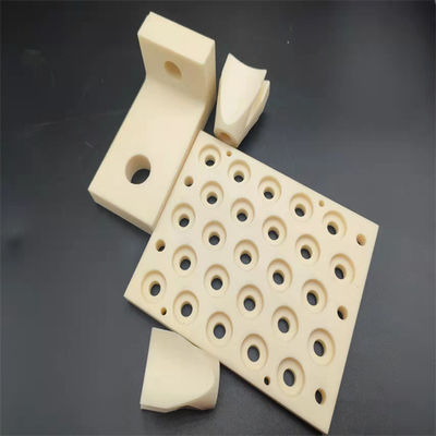 CNC het Machinaal bewerken Aangepaste de Plaat van het het Aluminiumoxyde van de Centrum Hoge Precisie